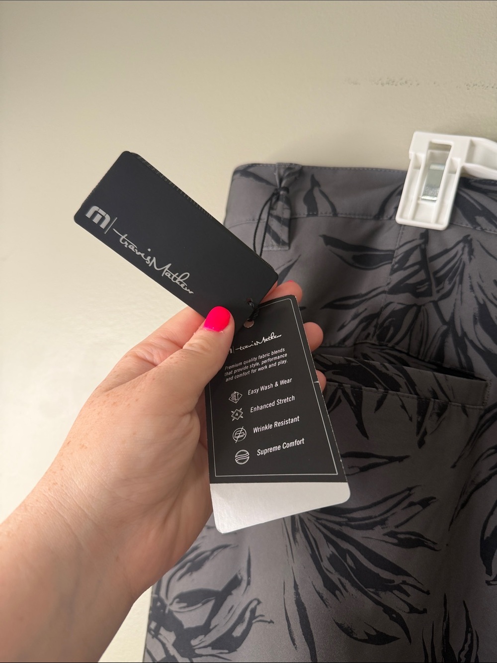 NWT Travis Mathew You Wont Shorts Gray Floral Shorts 40 - Picture 7 of 8